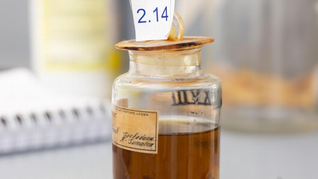 stopfles met standplaatssticker