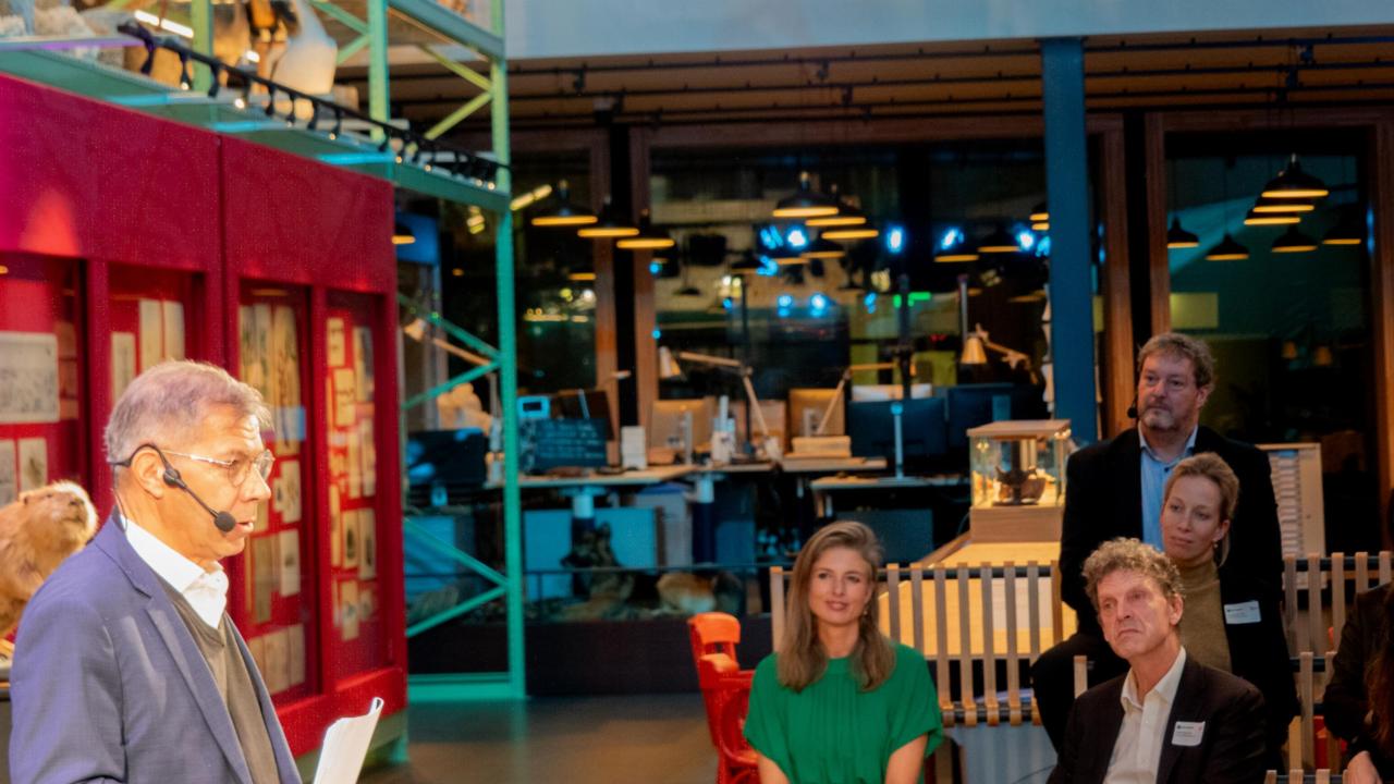 Directeur BNP spreekt Naturalis toe
